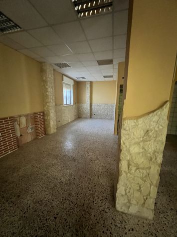 San Giovanni La Punta, bottega in affitto Rif. 3001 - Foto 8