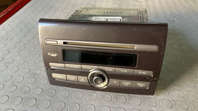 Autoradio Fiat Bravo del 2010 (735451941)