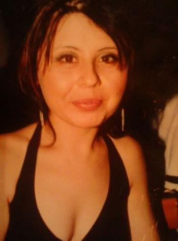 Cuore_Caldo: alta 161cm, 60kg, cerco uomo vicino Tel: