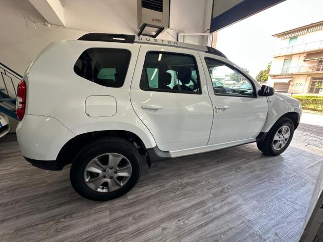 Dacia Duster 1.6 Laureate Gpl 4x2 105cv - Foto 4
