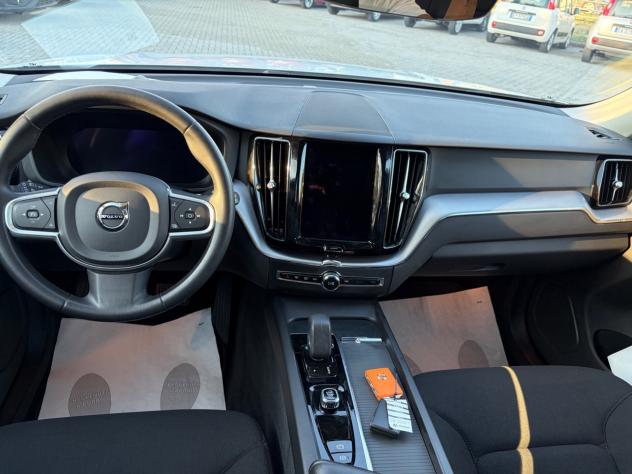 Volvo XC 60 XC60 B4 (d) AWD GEARTRONIC MOMENTUM PRO - Foto 7