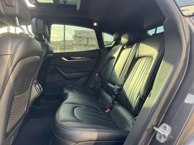MASERATI LEVANTE S 3.0 V6 430 CV FULL IVA - Foto 8