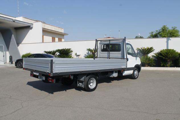 Iveco Daily 35C15 CASSONE FISSO DA 4.30 MT clima - Foto 5