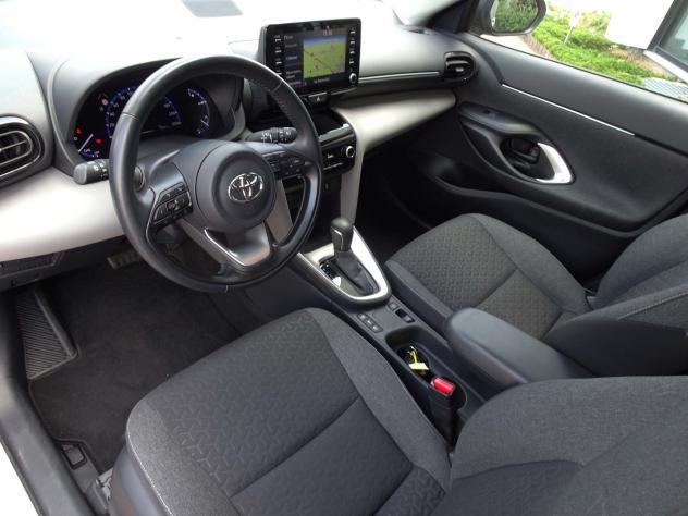Toyota Yaris Cross 1.5 Hybrid 5p. E-CVT Business - Foto 8