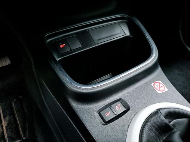 Renault Twingo 1.0 65CV S&S LIFE - LED CLIMA R&GO CONNECT - Foto 9