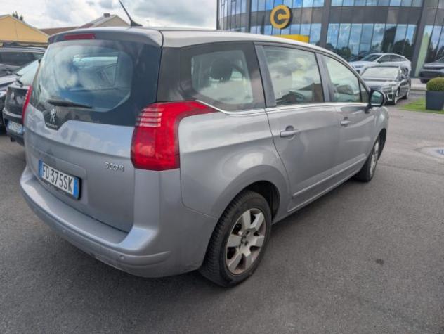 PEUGEOT 5008 BlueHDi 120 S&S Business rif. 23757393 - Foto 3