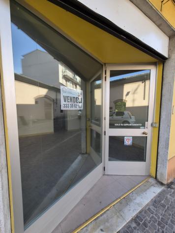 1 Vetrina in vendita a Casalmaggiore - Foto 2