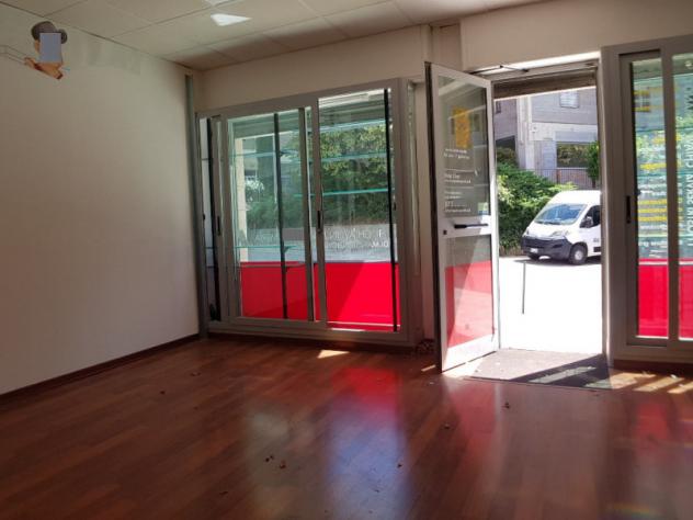Negozio in Via dei Filosofi - Foto 3