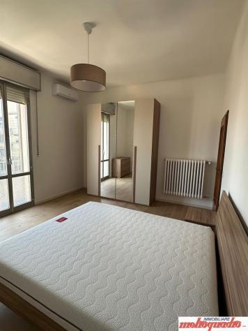 APPARTAMENTO COMPLETAMENTE RISTRUTTURATO E ARREDATO - Foto 8