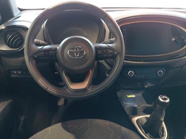 Toyota Aygo X 1.0 Lounge 72cv - Foto 8