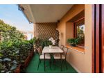 Appartamento di 236 m² con 5 locali e box auto doppio in vendita a Milano