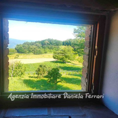 RIF 160 **Maserno di Montese Casa in Sasso Immersa nella Natura del Bosco ** - Foto 2