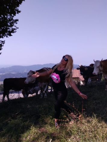 56 ANNI, RUMENA ,EMPATICA CERCO  LAVORO PART TIME /  FULL TIME