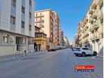 FOGGIA - VENDESI - VIA V. CIVILI - COMMERCIALE DI AMPIA METRATURA - A REDDITO.