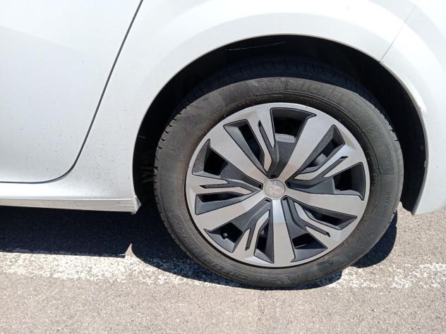 Peugeot 208 PureTech 75 Stop&Start 5 porte Active - Foto 10
