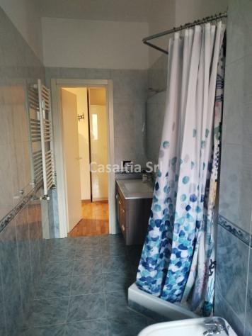 Trilocale arredato con terrazza e balcone in Via Savona - Foto 10