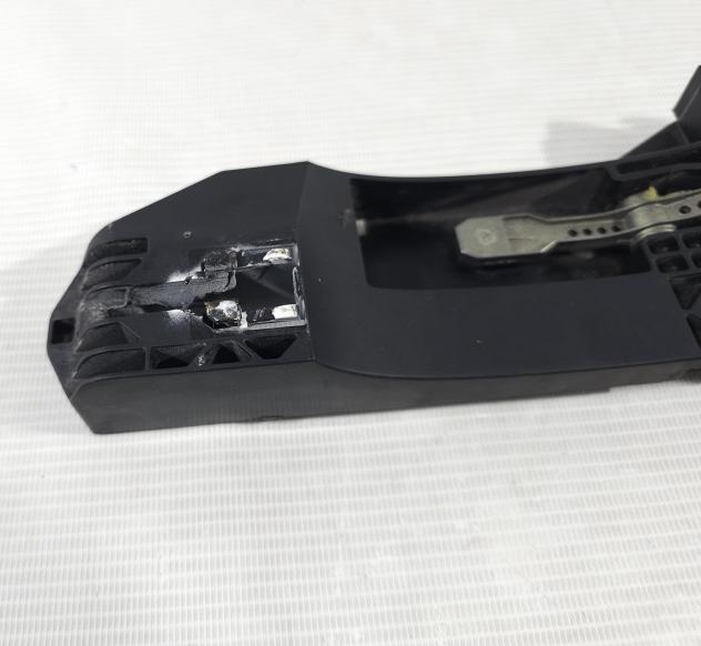 SUPPORTO MANIGLIA ANTERIORE DESTRA LANCIA Ypsilon 4° Serie 50522663 (1123) - Foto 8