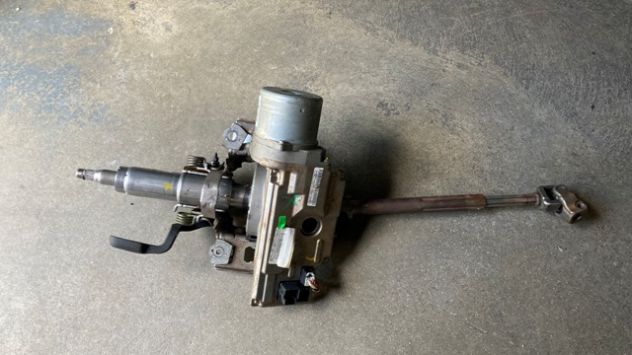 Piantone sterzo elettrico Alfa Romeo Mito del 2010 (50508599)