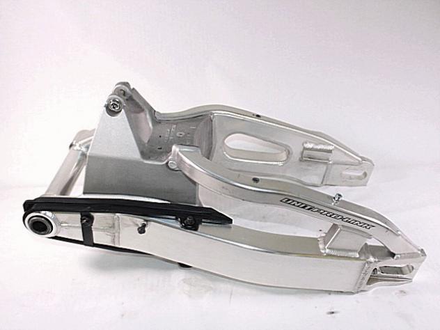 FORCELLONE POSTERIORE HONDA CBR 1000 RR SC57 2004 - 2005 52200MEL505 SWINGARM CON DIFETTI - Foto 2