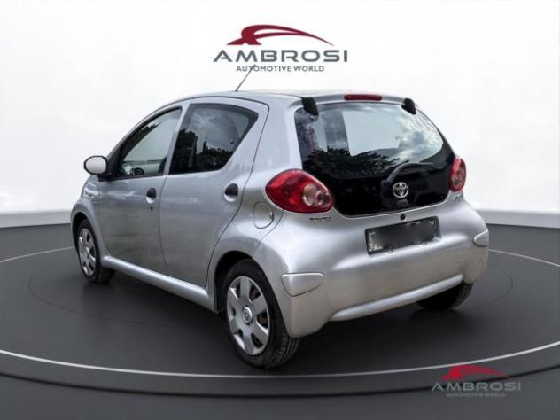 TOYOTA Aygo 1.0 5 porte Now - PER OPERATORI DEL SETTORE rif. 24174364 - Foto 4