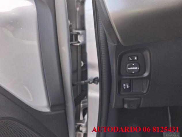 TOYOTA Aygo 1.0 VVT-i 69 CV 5 porte x-cool rif. 23878299 - Foto 9
