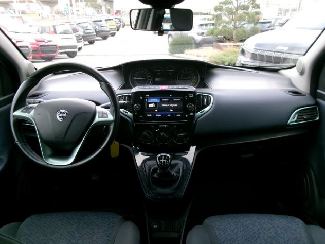 Lancia Ypsilon Ypsilon 1.0 FireFly 5 porte S&S Hybrid Gold Plus - Foto 10