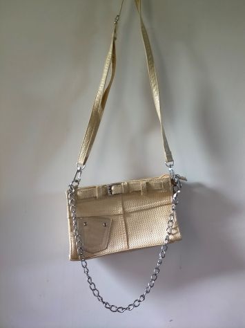 Borsetta beige con tracolla