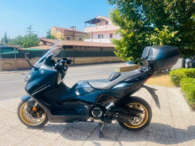YAMAHA T-Max 560 TUTTO INCLUSO ANCHE PASSAGGIO! MINI RATE rif. 23995578 - Foto 9