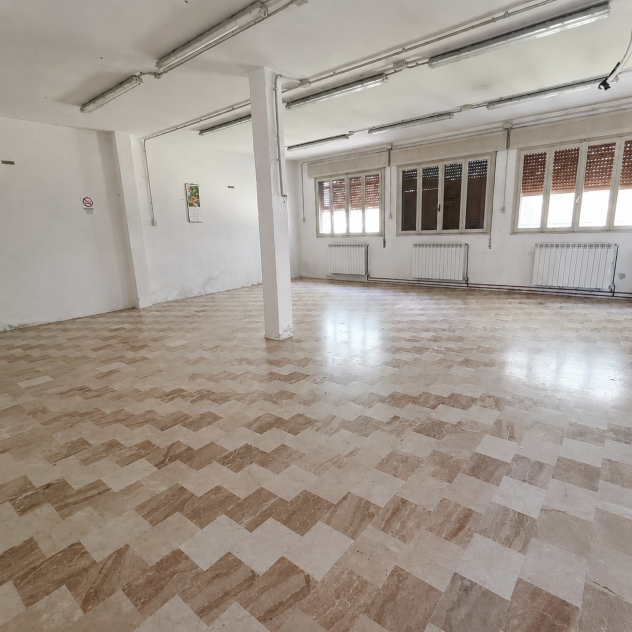 Palazzo / Stabile in vendita a Rovigo - Foto 2