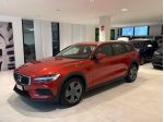 Volvo V60 Cross Country B4(d) AWD 197cv Geartronic Pelle FariLED Navi 18”