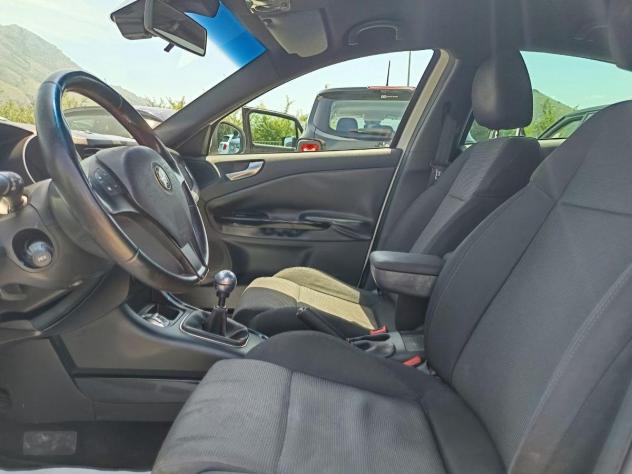 ALFA ROMEO Giulietta 2.0 JTDm-2 140 CV - Foto 10