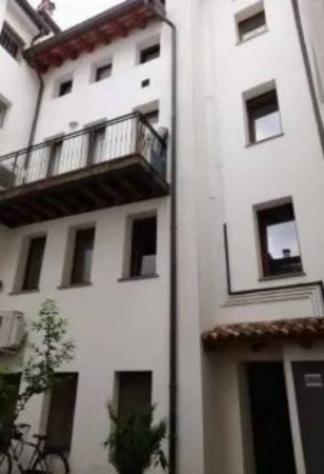 Immobile in asta di 233 m² con più di 5 locali in vendita a Udine - Foto 4