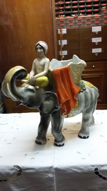 Grande elefante con portantino, ceramica Vintage