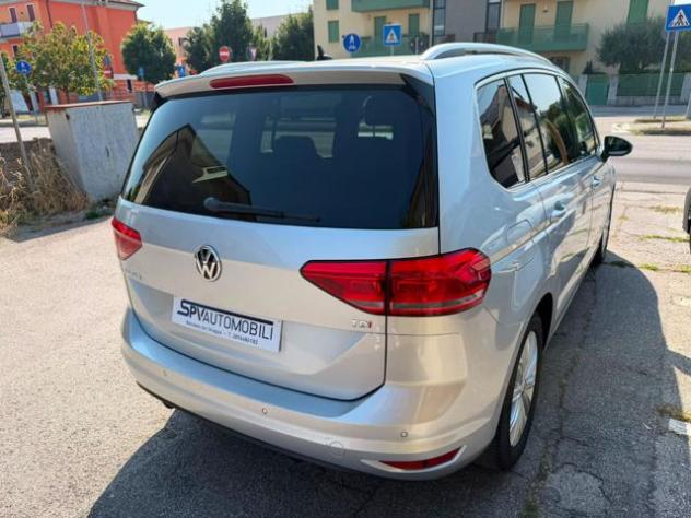 VOLKSWAGEN Touran 1.6 TDI Executive BlueMotion Technology rif. 24008296 - Foto 7
