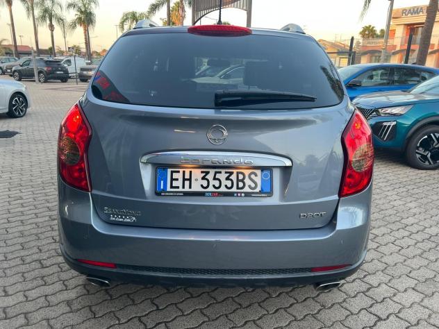 Ssangyong Korando 2.0 e-XDi 175 CV AWD MT Classy - Foto 3