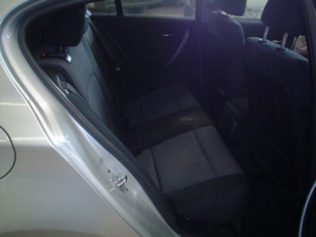 BMW Serie 1 (E87) 120d 5p. - Foto 6