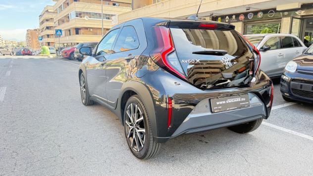 Toyota Aygo X 1.5 Hybrid 115 CV 5 porte GR Sport LED NAVI KAMERA BLUETOOTH CERCHI 17 PDC FULL - Foto 4