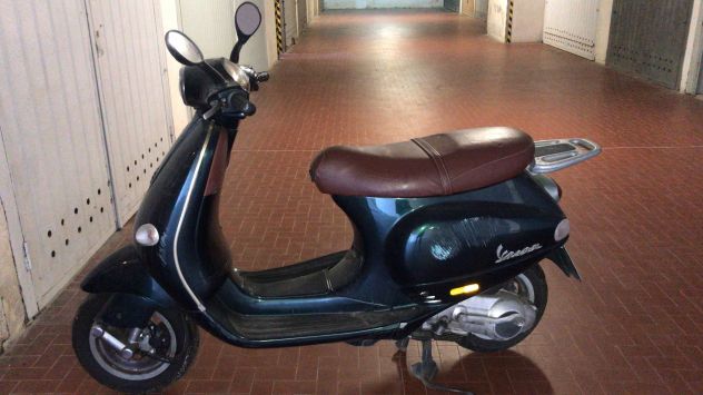 Vespa et 4 150