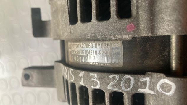 Alternatore Toyota Yaris 1.3 benzina del 2010 (27060-0Y030) - Foto 4