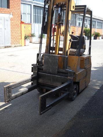 carrelli elevatori,pressa ,bilancia,blindi,ecc - Foto 4