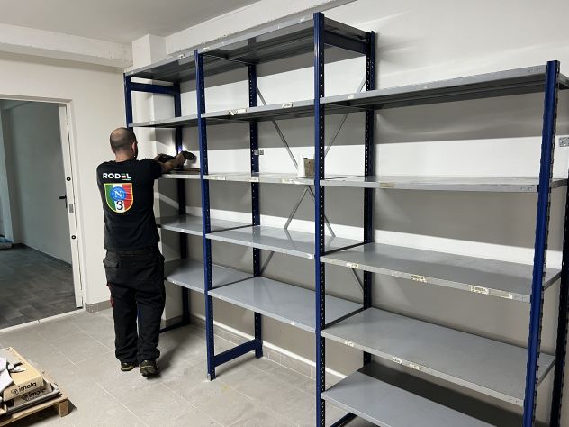 Scaffalatura usata a ripiano - Foto 2