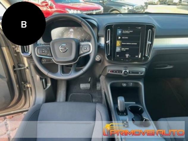 VOLVO XC40 B4 AWD Geartronic Momentum Pro rif. 19105055