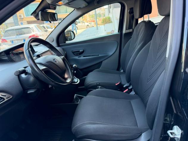 Lancia Ypsilon 1.0 Hybrid Gold - Foto 7