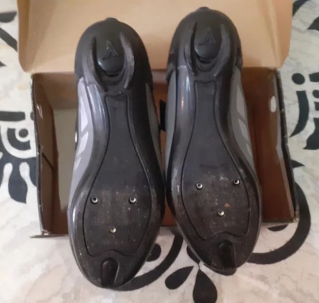 Scarpe da ginnastica per spinning - Foto 2