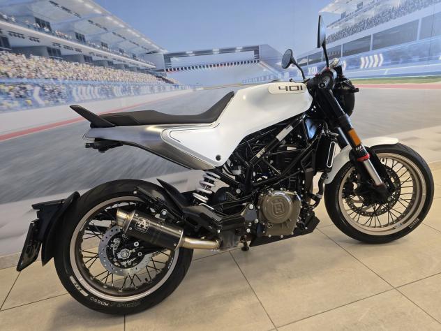 Husqvarna Vitpilen 401 09/2023 - Km 16500 (A2) - Foto 10