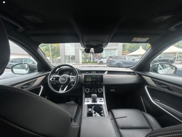 JAGUAR F-Pace 2.0 D 163 CV AWD aut. R-Dynamic S rif. 24149919 - Foto 9