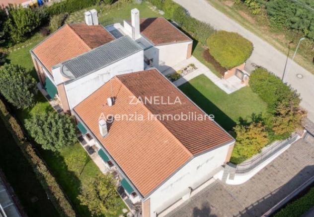 Villa di 434 m² con più di 5 locali e box auto doppio in vendita a Castelfranco Veneto - Foto 13