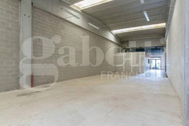 Negozio - Pomezia . Rif.: Cod. rif 3330839VCG - Foto 9