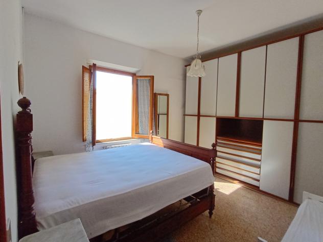 APPARTAMENTO di 4 vani e di 82 mq (GAMBASSI TERME) rif. G 26 - Foto 11
