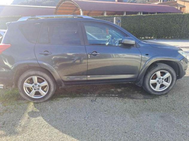 TOYOTA RAV 4 MY23 RAV4 2.2 D-4D 177 CV Luxury rif. 23321695 - Foto 4
